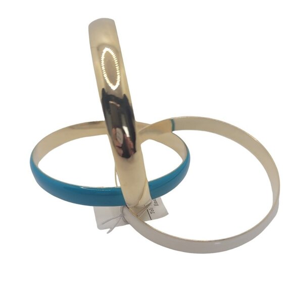 Women's High Polished Trinity Bangle Bracelet - Picture 2 of 3